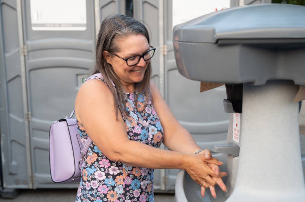 Best Best portable toilet rental  in Loughman, FL